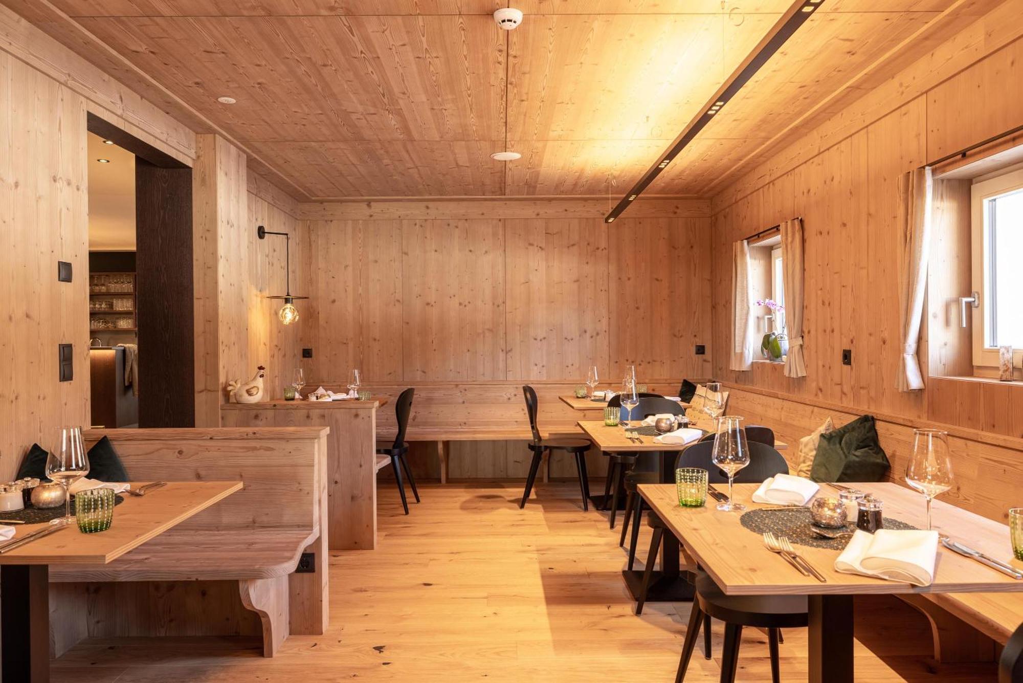 Alpine Life Hotel Anabel Cadipietra Ngoại thất bức ảnh